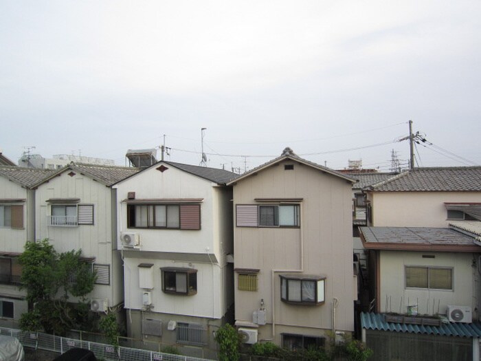 物件内観写真18　(室内からの展望)