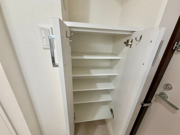 物件内観写真13　(靴箱)