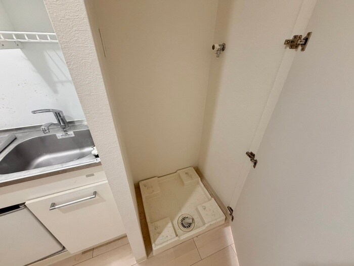 物件内観写真22　(洗濯機置場)