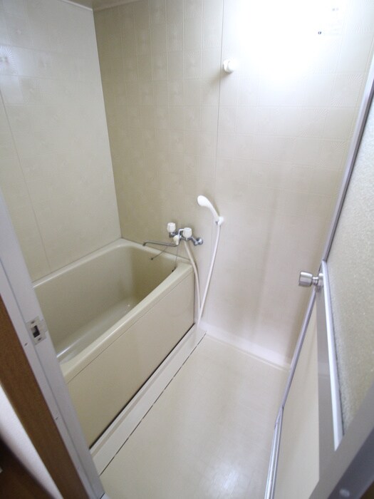 物件内観写真13　(バス／シャワールーム等)