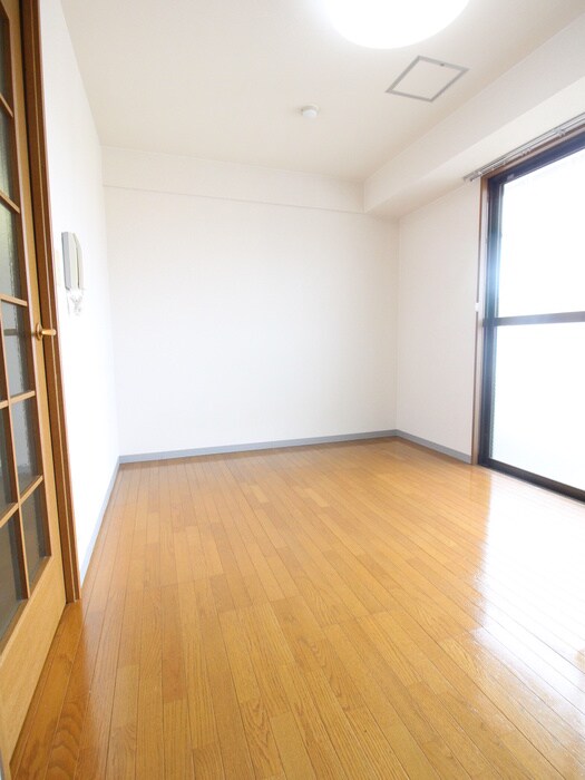物件内観写真16　(居室)