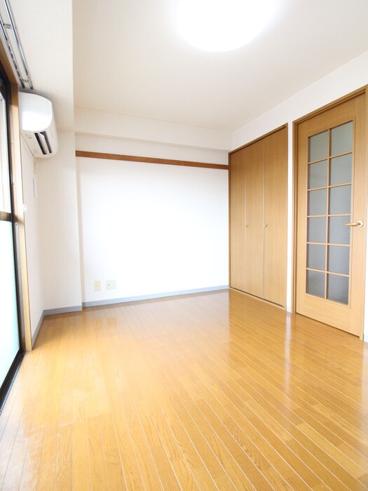 物件内観写真18　(居室)