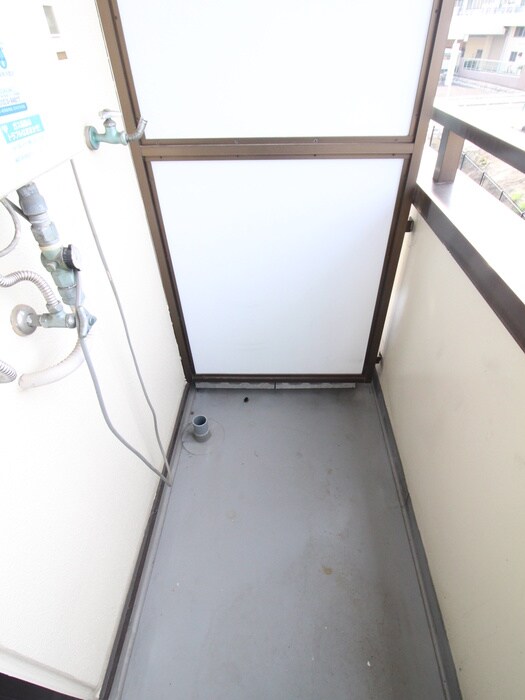 物件内観写真21　(洗濯機置場)