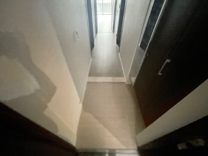 物件内観写真17　(玄関)