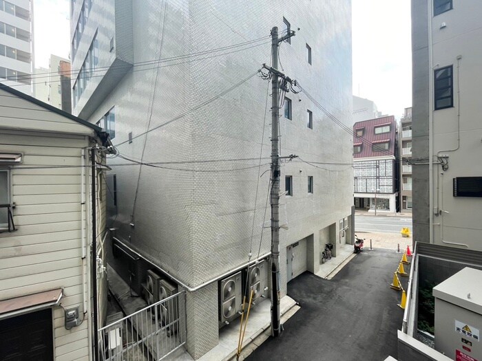 物件内観写真18　(室内からの展望)