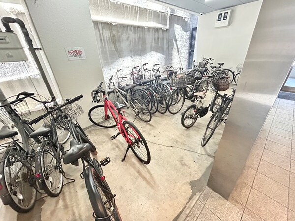 駐輪場