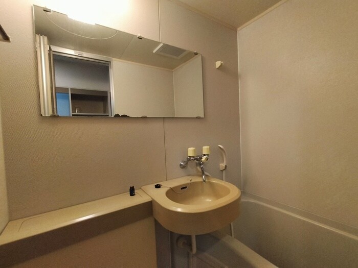 物件内観写真10　(洗面)