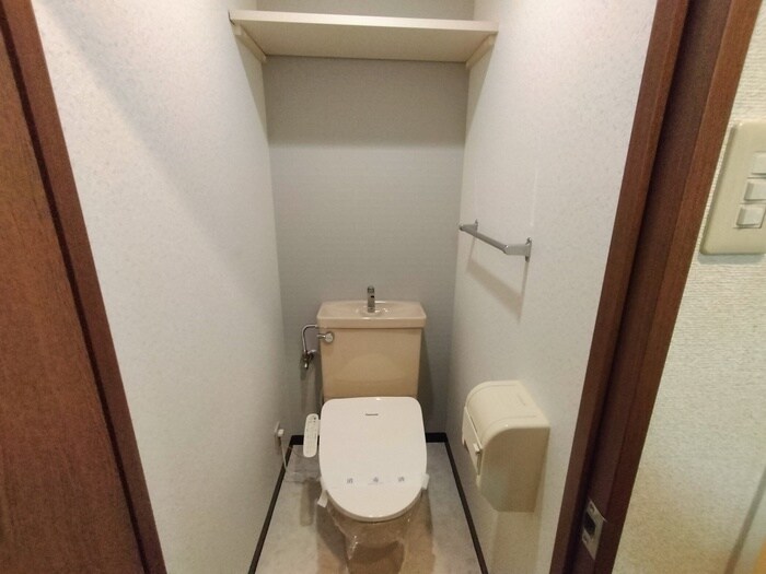 物件内観写真12　(トイレ)