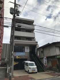 ing Builの外観写真