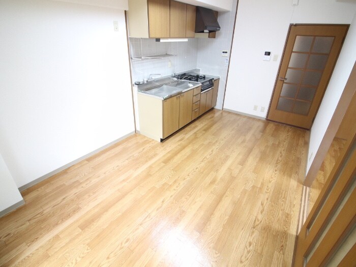 物件内観写真8　(居室)