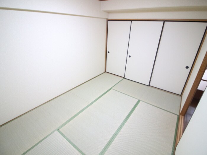 物件内観写真12　(居室)