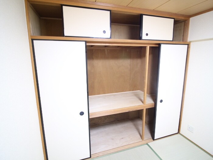 物件内観写真21　(収納)