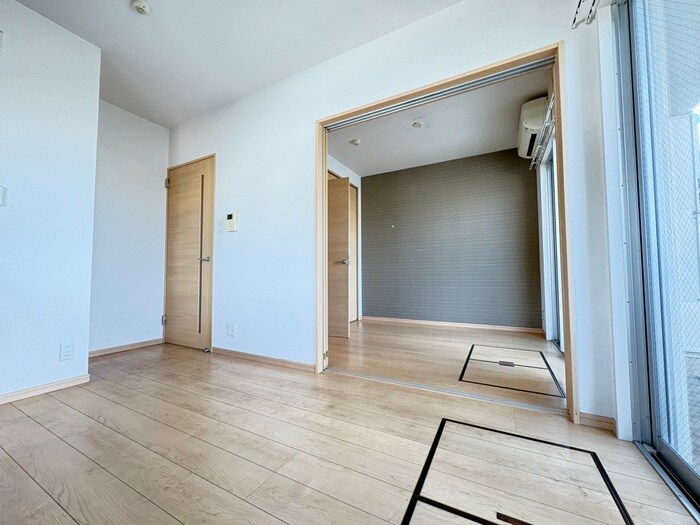 物件内観写真10　(居室)