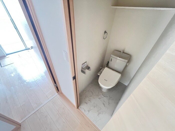 物件内観写真12　(トイレ)