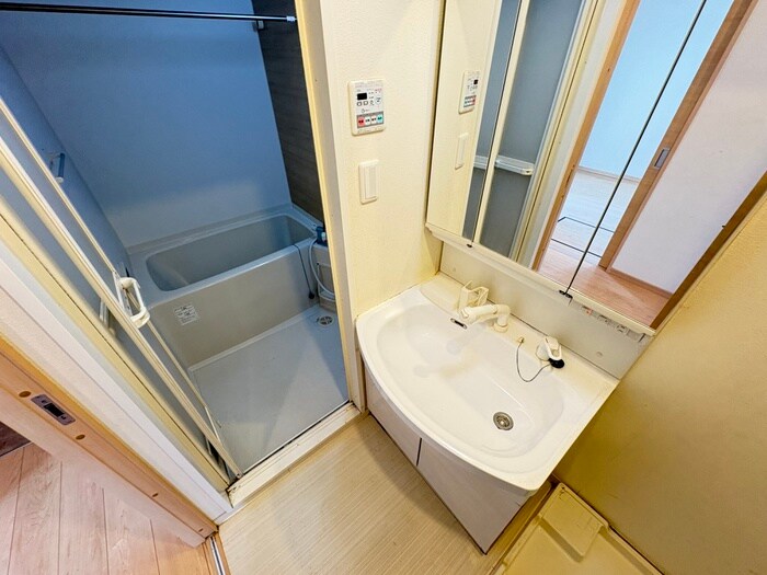 物件内観写真13　(洗面)