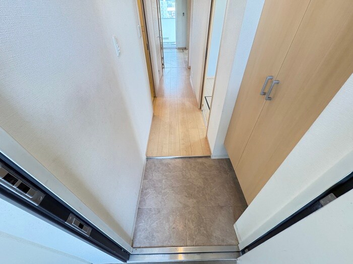 物件内観写真20　(玄関)