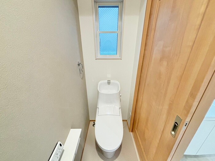 物件内観写真12　(トイレ)