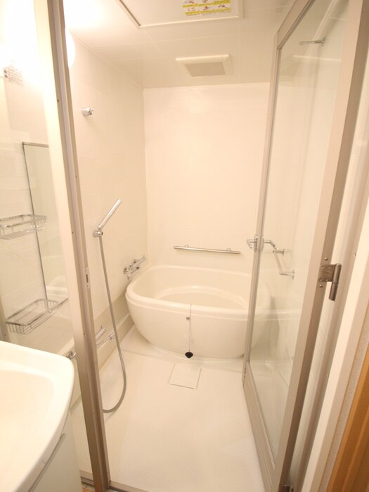 物件内観写真10　(バス／シャワールーム等)