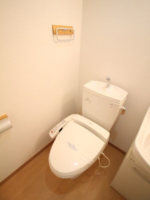 物件内観写真15　(トイレ)