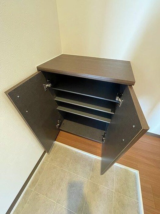 物件内観写真8　(靴箱)