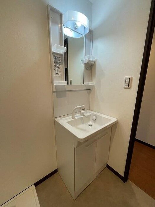 物件内観写真11　(洗面)