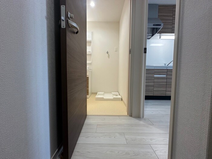 物件内観写真17　(廊下)