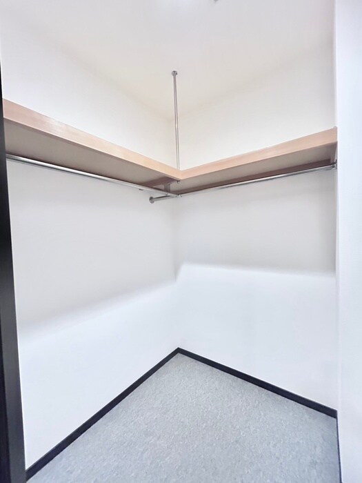 物件内観写真13　(収納)