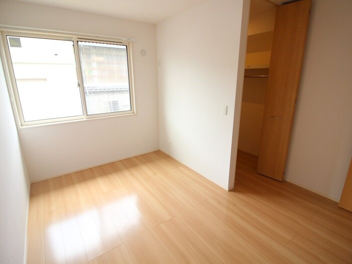 物件内観写真10　(居室)