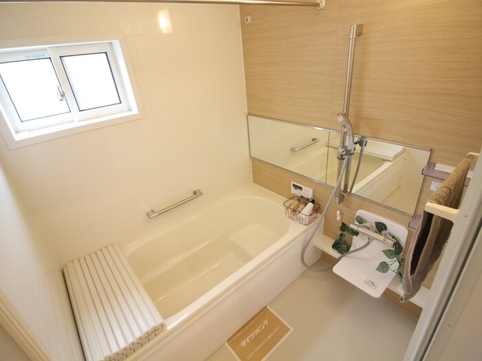 物件内観写真14　(バス／シャワールーム等)