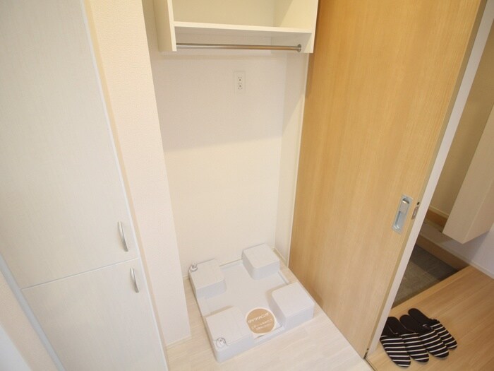 物件内観写真20　(洗濯機置場)