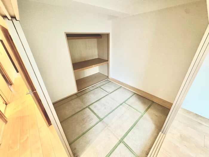 物件内観写真6　(居室)