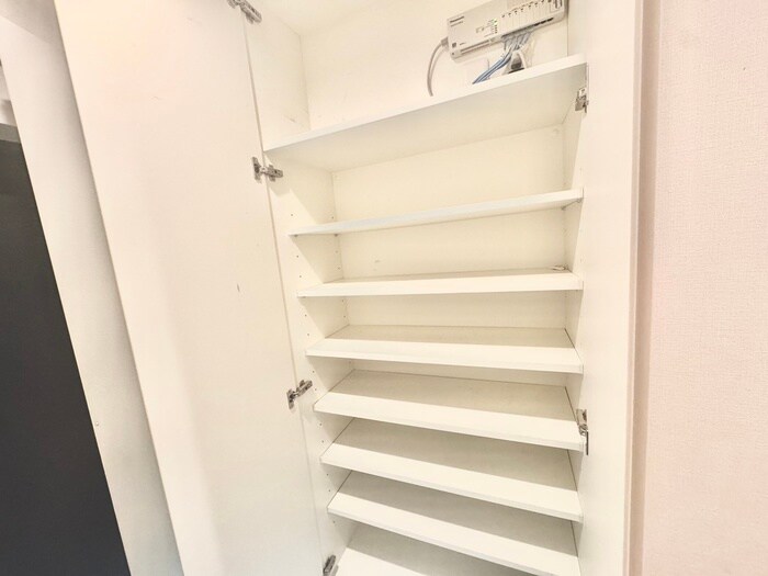 物件内観写真14　(靴箱)