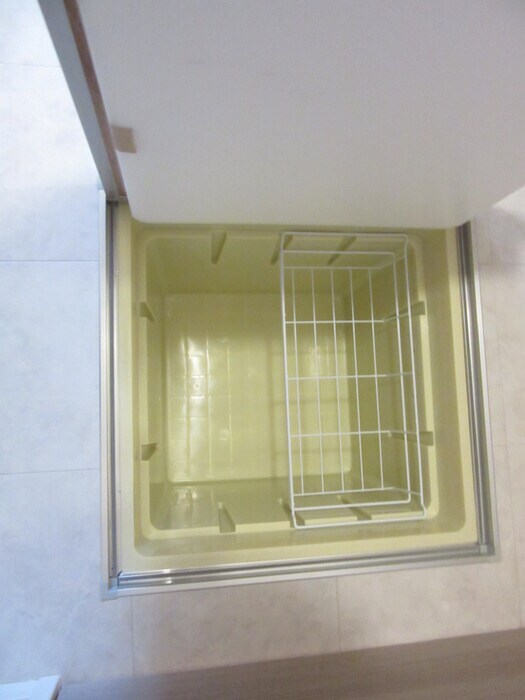 物件内観写真11　(収納)