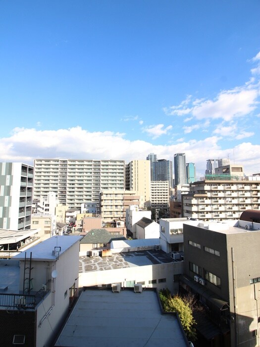 物件内観写真9　(室内からの展望)