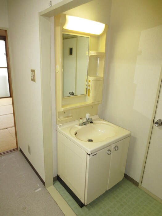 物件内観写真8　(洗面)