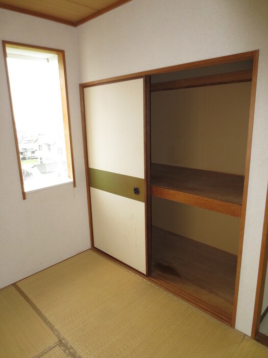 物件内観写真10　(収納)