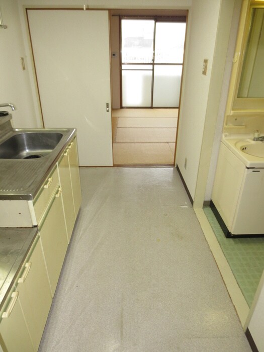 物件内観写真13　(廊下)