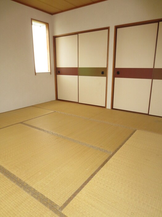 物件内観写真16　(居室)