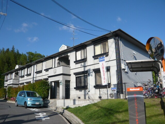 ハイツスタ－の物件外観写真