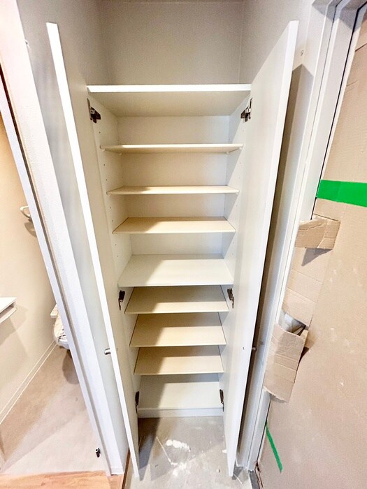 物件内観写真14　(玄関)