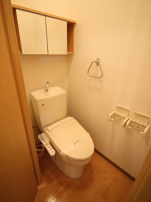 物件内観写真12　(トイレ)