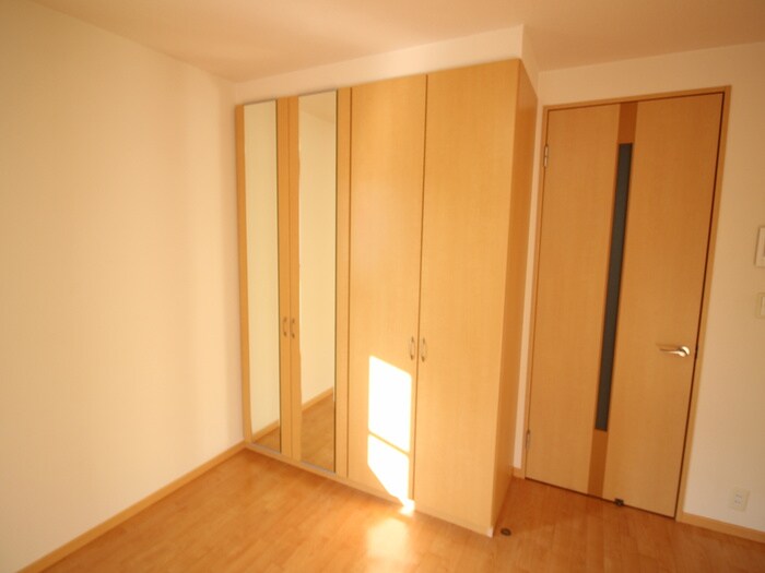 物件内観写真15　(居室)