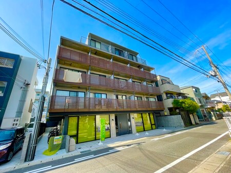 LEGALAND甲南山手外観写真