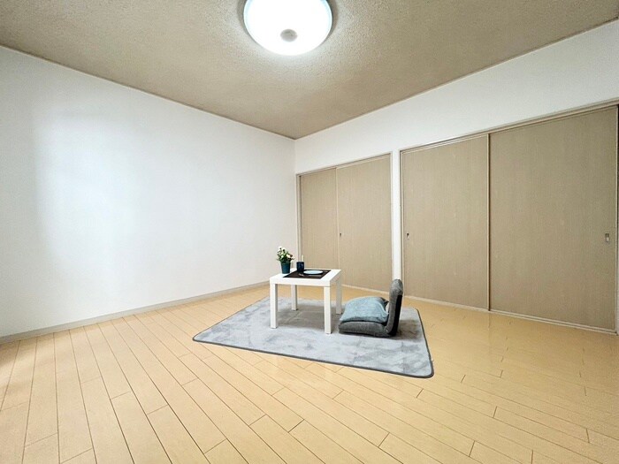 物件内観写真6　(居室)