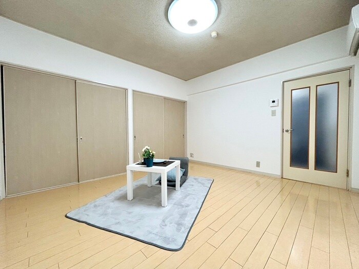 物件内観写真8　(居室)