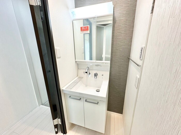 物件内観写真11　(洗面)