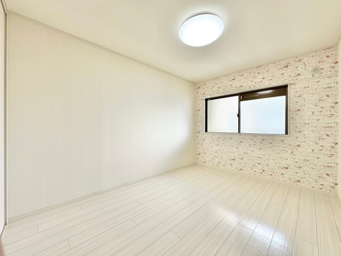 物件内観写真15　(居室)