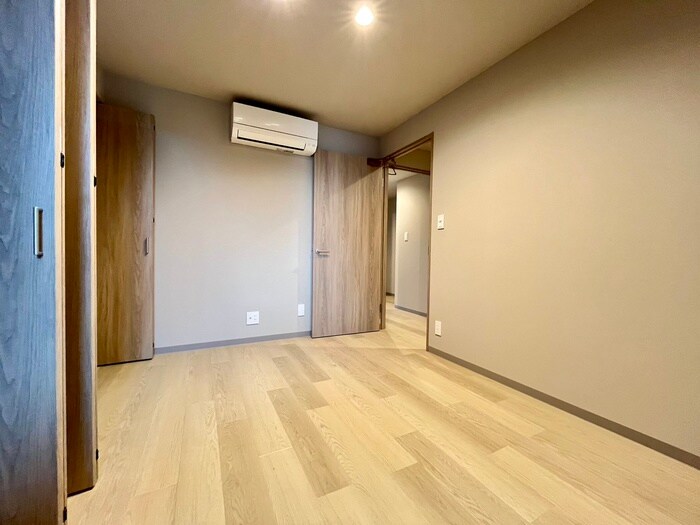 物件内観写真10　(居室)