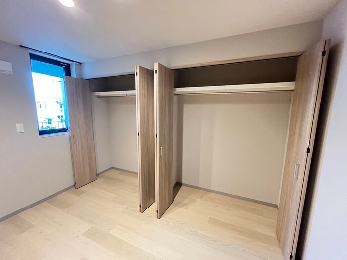 物件内観写真15　(収納)