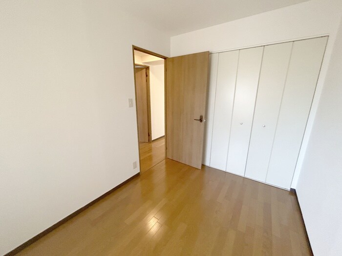 物件内観写真11　(居室)